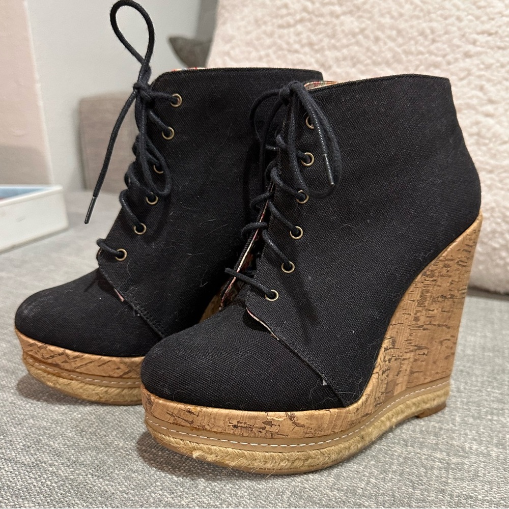 Navy boots platform heels size 6